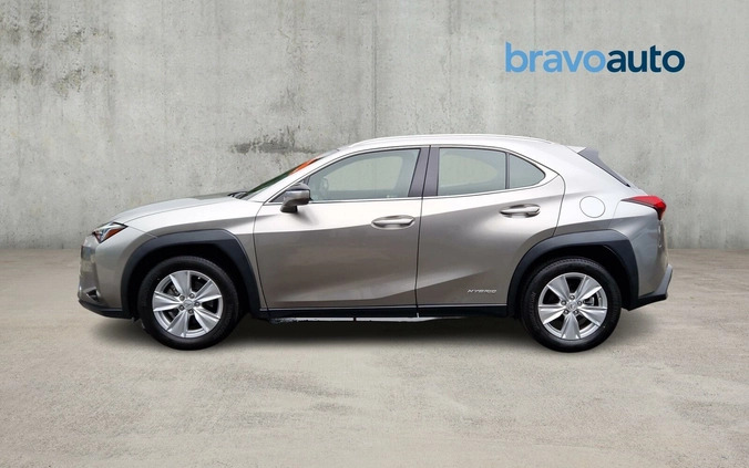 Lexus UX cena 129900 przebieg: 42457, rok produkcji 2020 z Kościerzyna małe 436